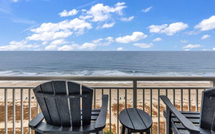 Atlantica Towers Condo w Balcony|  Oceanfront