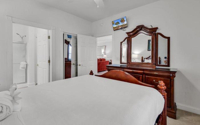 Elegant 3BR Condo at Magnolia Pointe