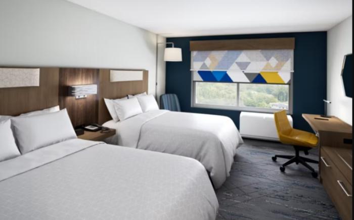 Holiday Inn Express & Suites Nashville West End Univ Area By IHG