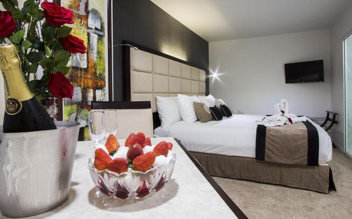 VR Queen Street Hotel & Suites