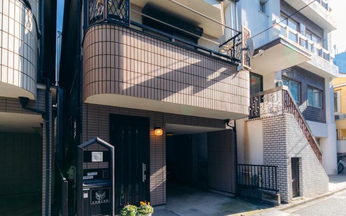 Garfield home - 10min walk to Shinjuku main street