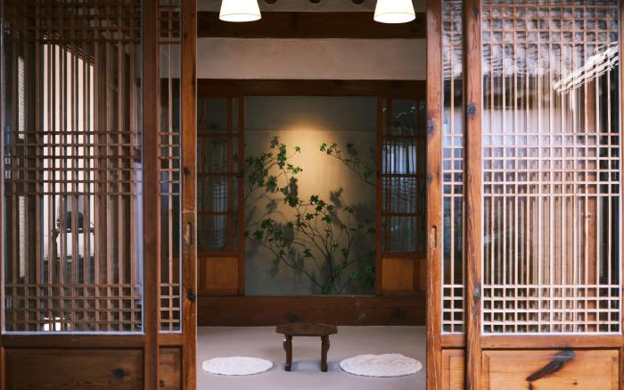 Unwadang Private Luxury Hanok House in Bukchon