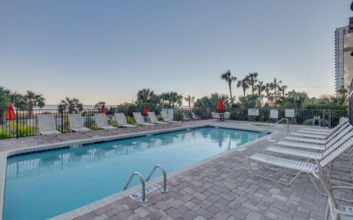 Meridian Plaza Condo Close to the beach