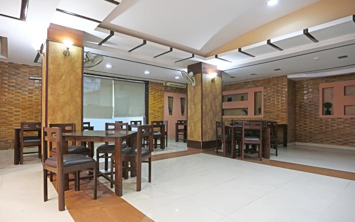 Hotel Tashkent Palace