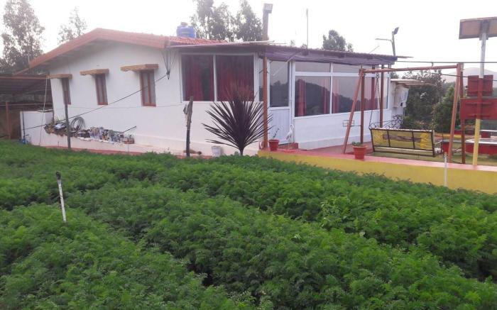 Joni farm house in Ooty