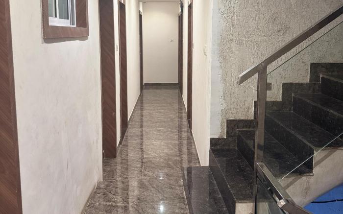 Hotel Sahara Residency