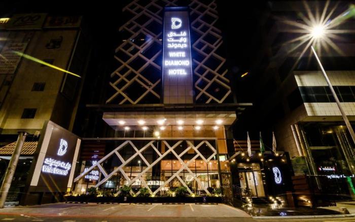 White Diamond Hotel Sari