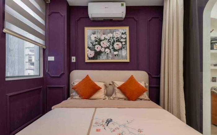 1BR/KiTCHEN/WASHiNG/ LiViNG -Train station