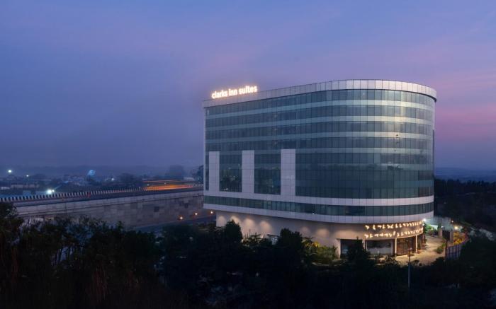 Clarks Inn Suites Hyderabad Airport