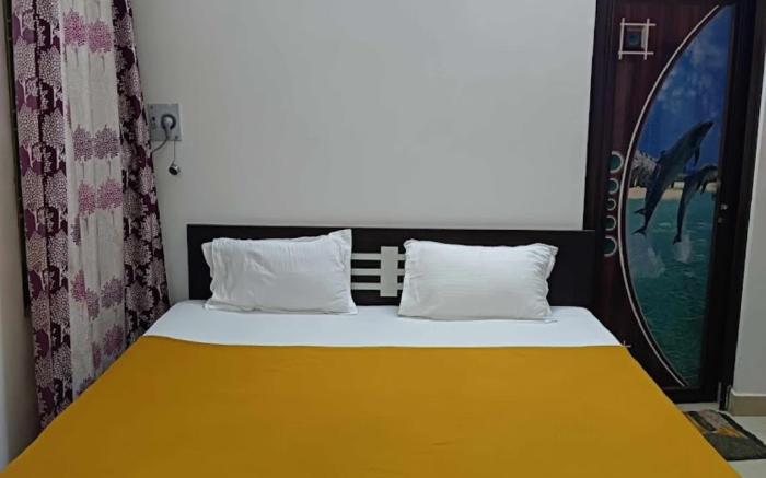Goroomgo Varuna Stay Varanasi