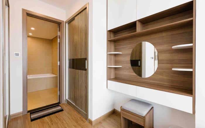 Luxury Apartment in Vinhomes Metropolis near Lotte Center