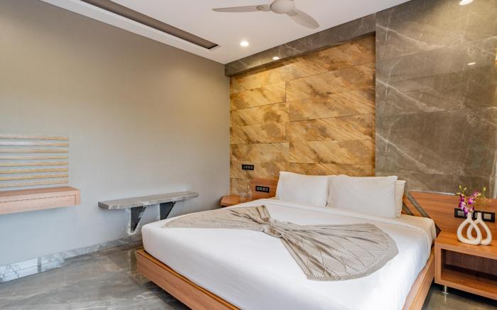 Alaya Stays Imperial Calista4BHK nearKhandalaHills