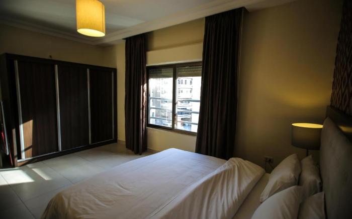LANCASTER HOTEL APARTMENTS - GARDENS 