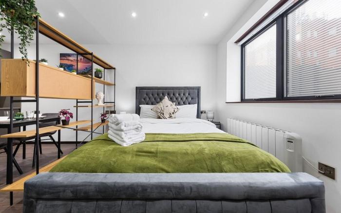 Chic Studio in Golders Green, Near Tube Station