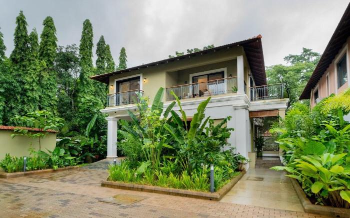 ELIVAAS 4 BHK with Pvt pool - Villa Shai