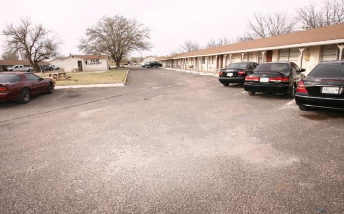 Andrews Motor Inn