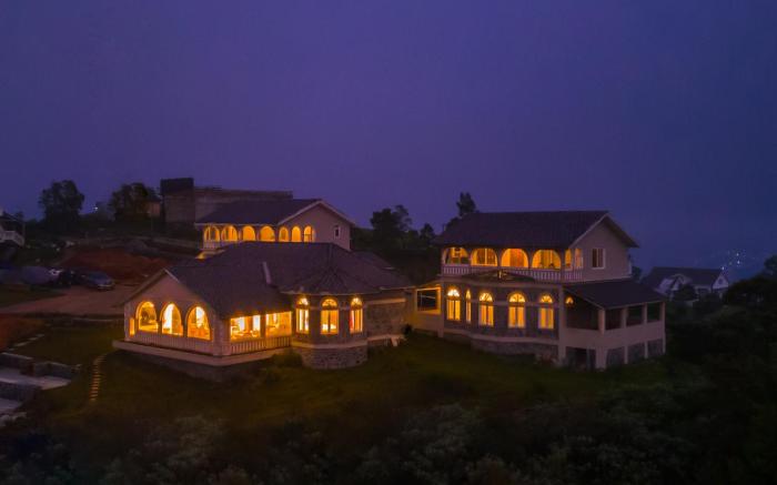 Emerald Stays Ooty by VOYE HOMES