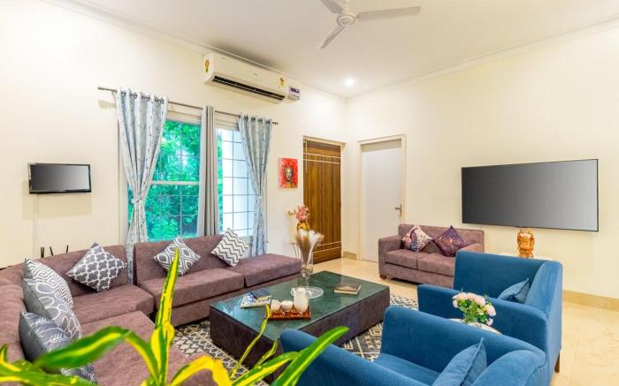 Alaya Stays 3 BHK  with Pvt Pool - Daffodil