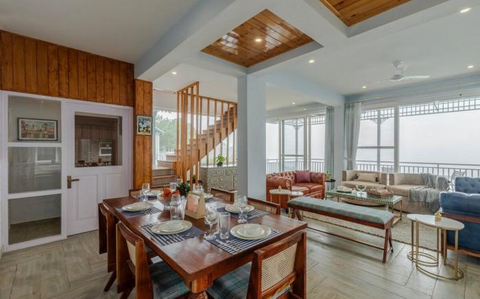 ELIVAAS 3 BHK with Garden &Scenic Views -Alpenglow