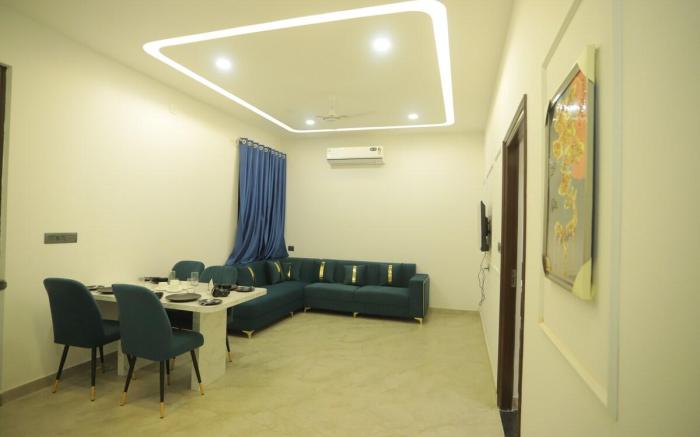 Snowdrop Home Luxury 2BHK Spacious Apt
