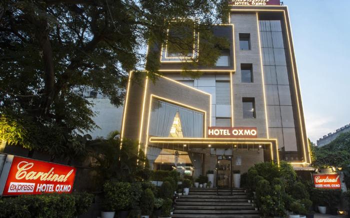 Hotel Cardinal Express Oxmo Near Delhi Airport