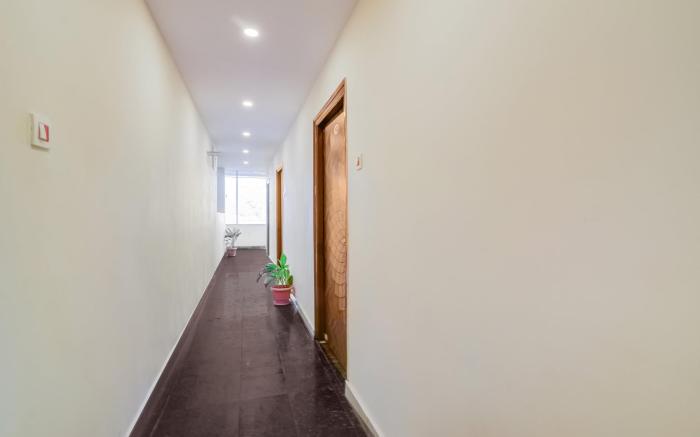 Super Hotel O Neredmet Road