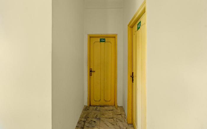 Collection O Irrum Manzil Metro Station Formerly Green Banjara Stay