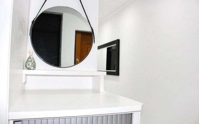 Sea and Mountain View Apartment 
