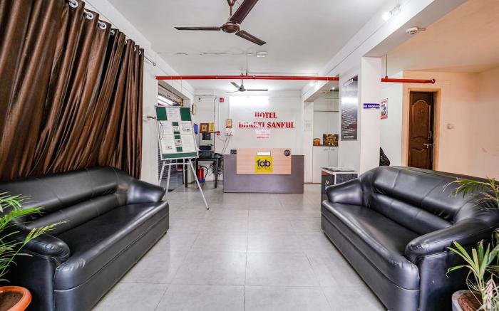 Hotel Bhakti Sankul