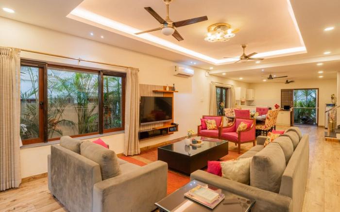 ELIVAAS 4 BHK with Pvt & Outdoor Sitting  - Anasa