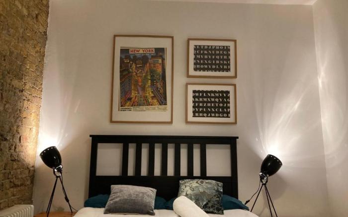 Clerkenwell Apartments by DC London Rooms
