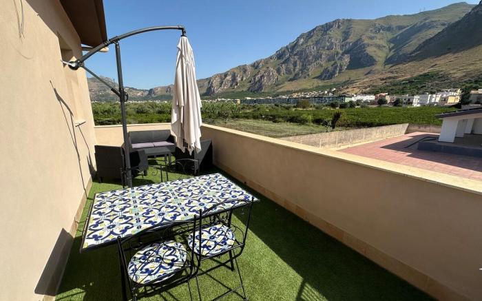 Appartamento - con Terrazza e parcheggio privato