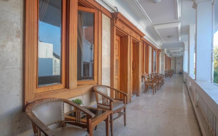 Urbanview Omah Pari Boutique Hotel
