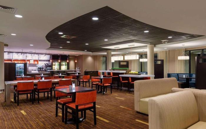 Sonesta Essential Junction City