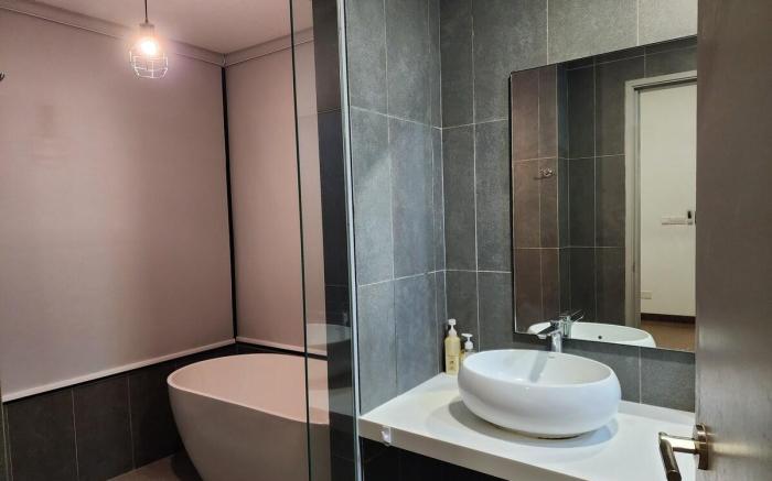 Astoria/4kmklcc/4r3b/highfloor/new/1505sf/bathtub/