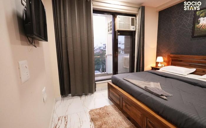 Ultra Luxurious 4BHK Master Suite F-Property