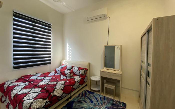 Deandra Homestay | WiFi | Aircond | Dryer |