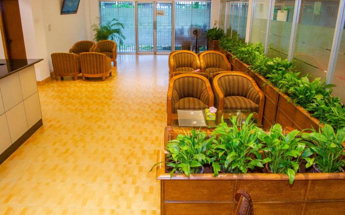 Laurel Hotels Ltd