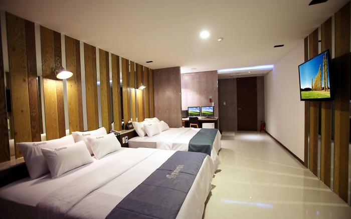 Yeongju Hotel