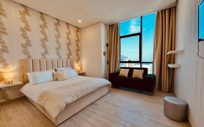 Goldish Apartment in Juffair, 1 Bed