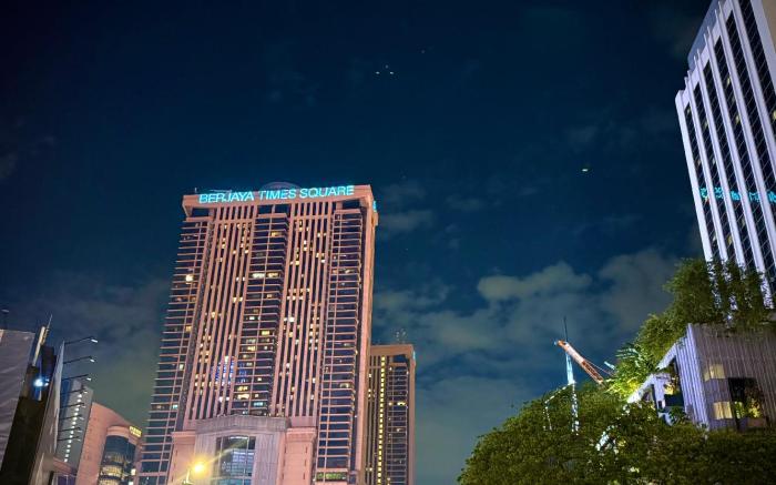 Family Apartment At Berjaya Times Square 