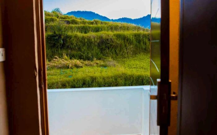 Maatidera Resort- Kanatal - Your Himalayan Abode