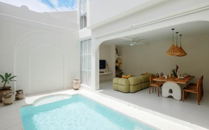 Aesthetic 3BR Villa in Canggu!