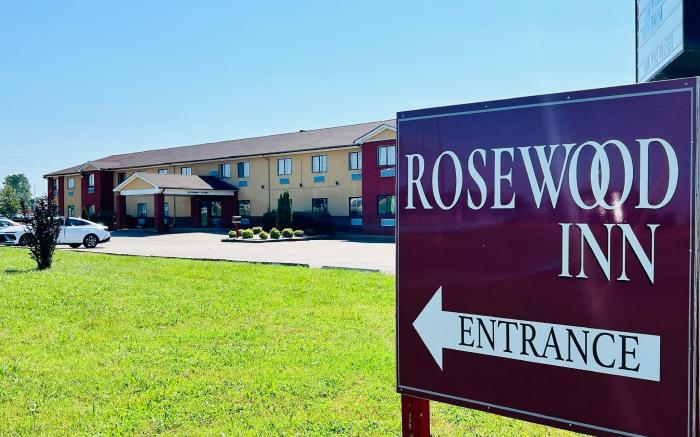 Rosewood Inn By OYO Union City I-69