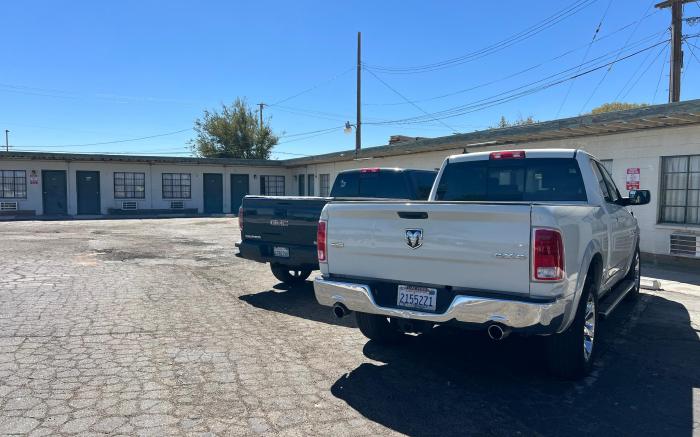 Carl's Motel
