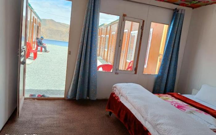 Blue Chill Cottage Pangong