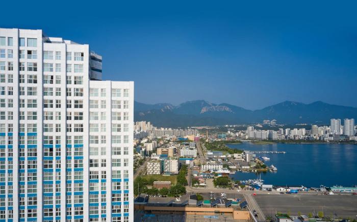 The Hotel Sokcho by Best Western Signature Collection
