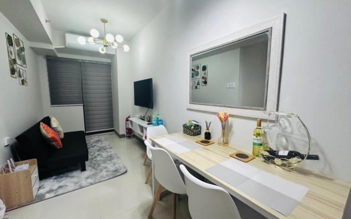 Serendipity Suite at S Residences