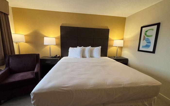 Studio 6 Suites Charlotte, NC-Northlake