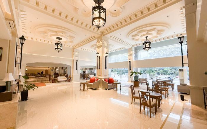 Vermillion Hotel Iloilo